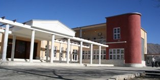 پارلمان "کوفت پای را ازشقیقه گرفت "